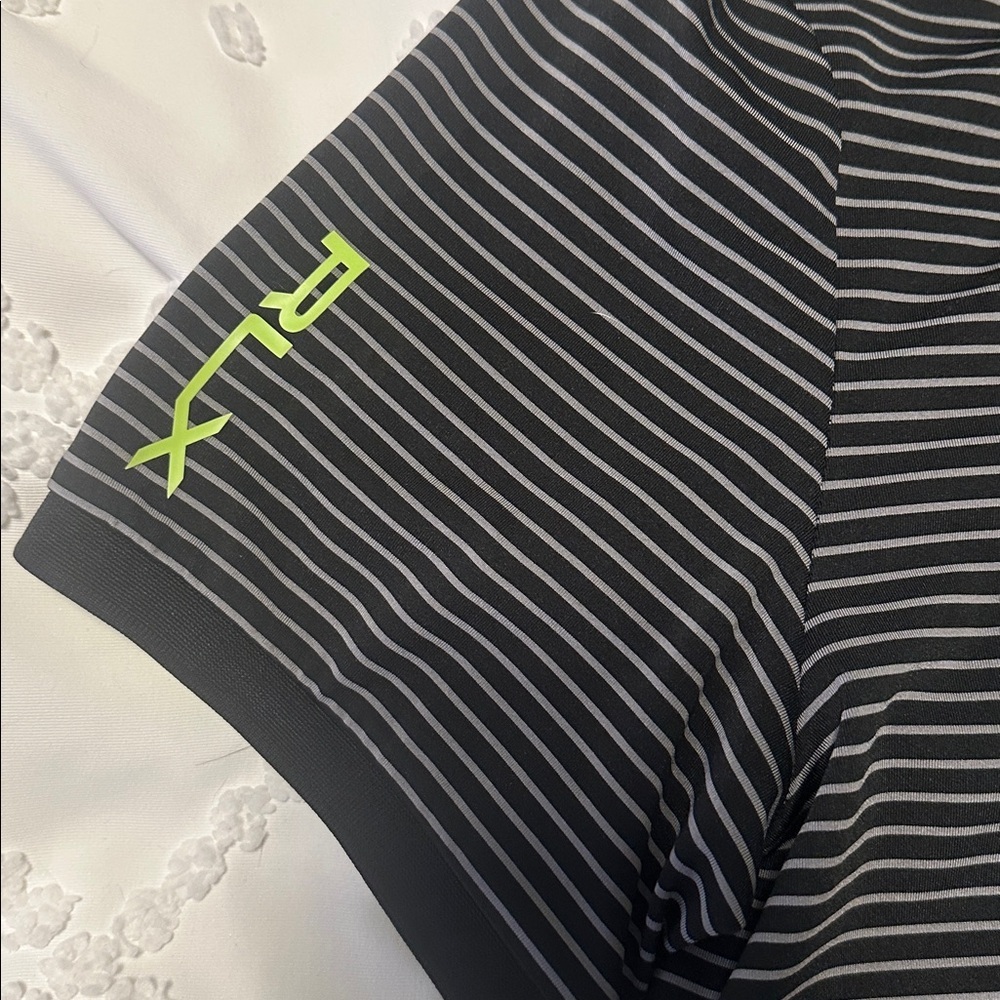 Ralph Lauren RLX men’s polo shirt size medium as new condition black striped. - Picture 3 of 9